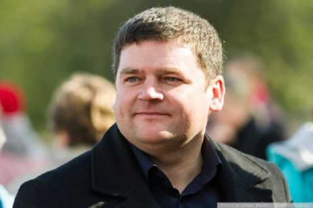 Ексрегіонал Зарубін вчергове перефарбувався та йде у мери не дивлячись на кримінальні провадження