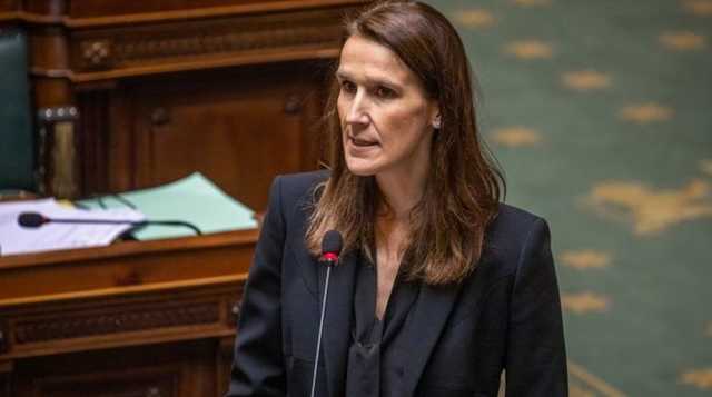 Експрем’єрку Бельгії госпіталізували у реанімацію з коронавірусом