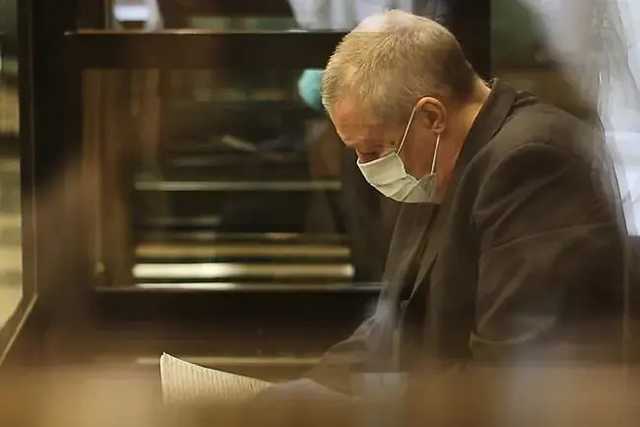 Ефремов на суде пообещал бросить пить и попросил вернуть его на сцену