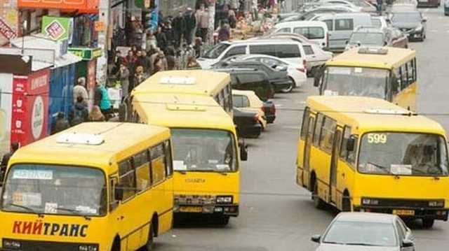 В Киеве водитель под наркотиками управлял автобусом с пассажирами