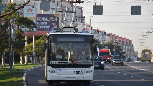 В оккупированном Севастополе массово выходят из строя российские троллейбусы и автобусы