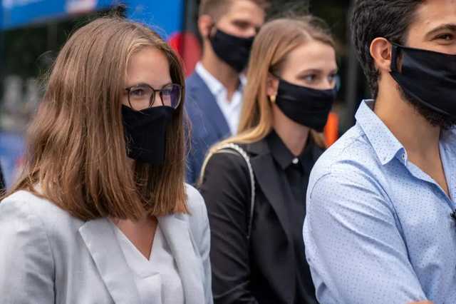 Японские ученые подтвердили эффективность ношения масок в борьбе с вирусами