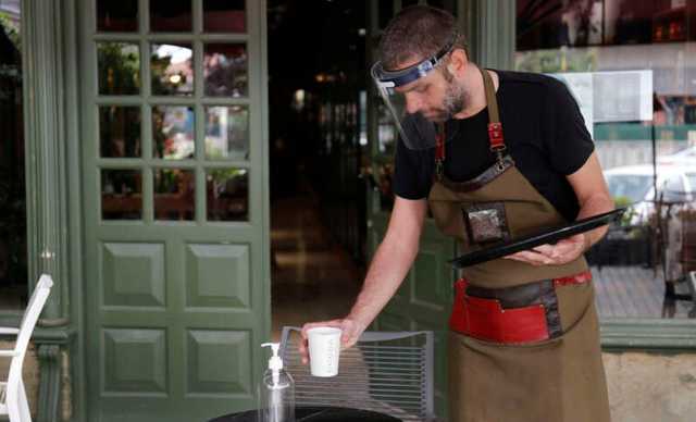 «Карантин нас не касается». Как рестораны обходят запреты властей