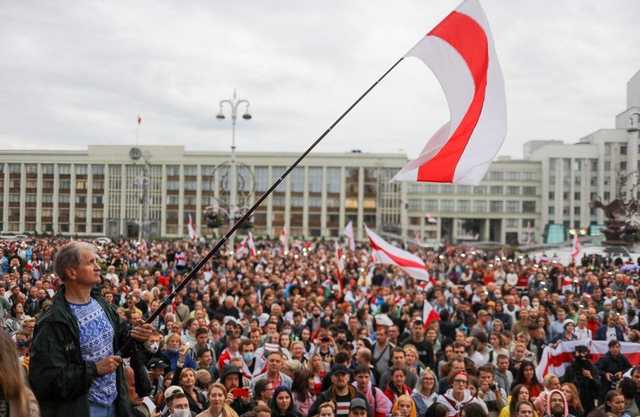 Правозахисники повідомили про 9 затриманих на “жіночому” марші в Мінську