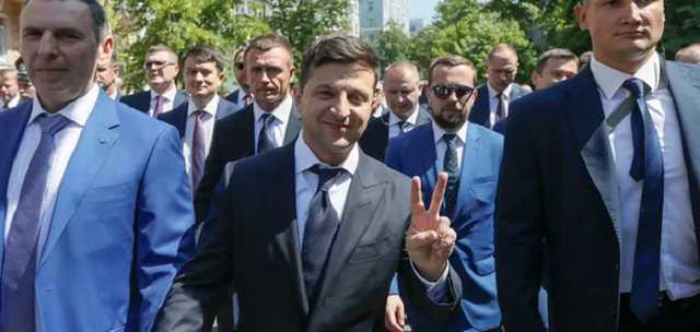 Опрос Зеленского: "слуги" снова провоцируют скандалы