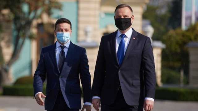 Стало известно, как Зеленский отреагировал на заражение Дуды коронавирусом