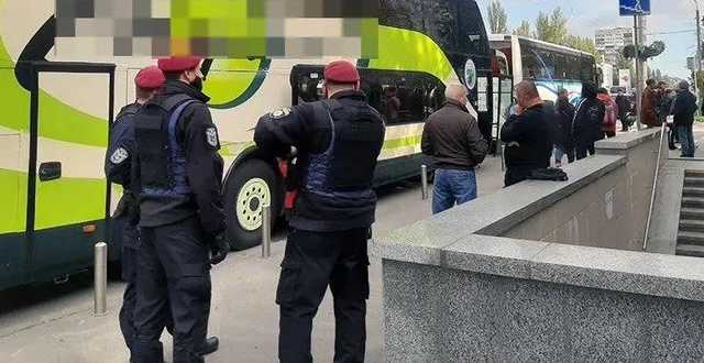 В Киев привезли голосовать более 100 жителей Житомирщины