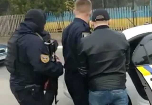 На Винниччине напали на членов УИК, полиция применила оружие