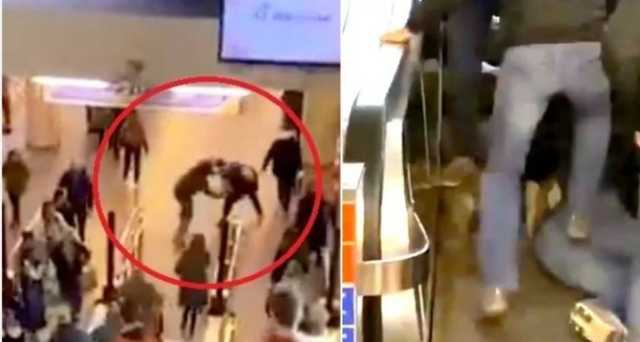 В Минске пассажиры метро избили силовика, забежавшего на станцию за убегающим демонстрантом