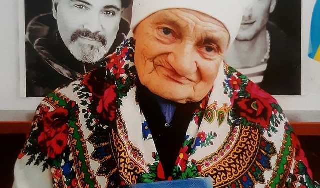 В Днепре попрощались с 90-летней бабушкой Лю, которая помогала воинам