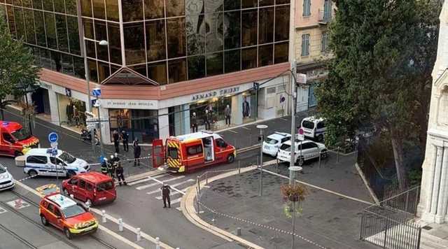В Ницце мужчина напал с ножом на прохожих: есть жертва и раненые