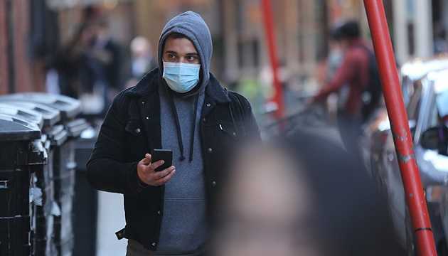 Жителям Словаччини заборонили пересуватися по країні без тесту на коронавірус