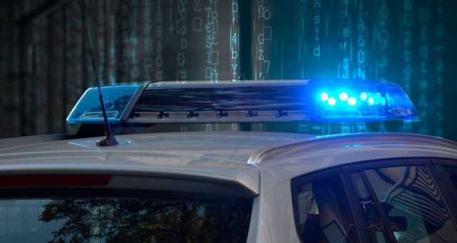 Как полиция взламывает заблокированные телефоны и извлекает данные