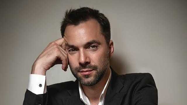 “Порохоботы” на службе Его Величества. Украинцы обсуждают назначение Арестовича в ТКГ