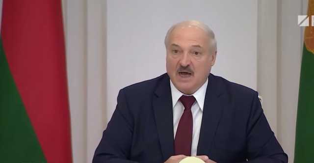 Лукашенко захапал бывших военных в «народные дружины»