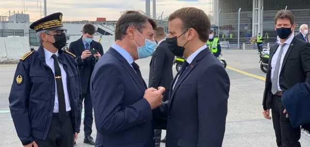 Макрон обратился к нации и мобилизировал тысячи военных после терактов во Франции