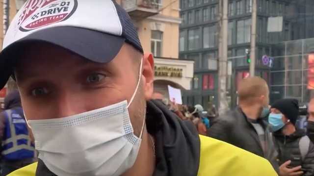 Парасюк после ухода из Рады занялся самокатами