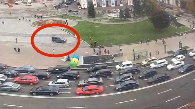 Виновнику ДТП на Майдане сообщили о подозрении