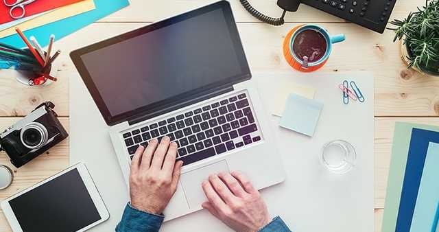 Мошенники оставляют украинцев без работы: названы пять главных схем