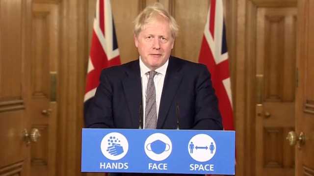 Великобритания с четверга вводит жесткий локдаун