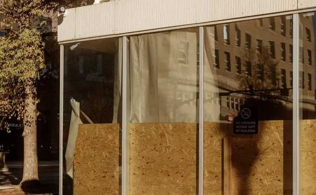 В США начали готовиться к погромам из-за выборов президента