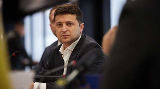 Зеленский заявил, что КСУ можно разгонять, потому что так же незаконно устранили Януковича