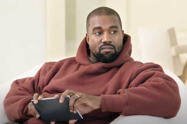 Канье Уэст вписал себя в бюллетень на выборах президента США и проголосовал