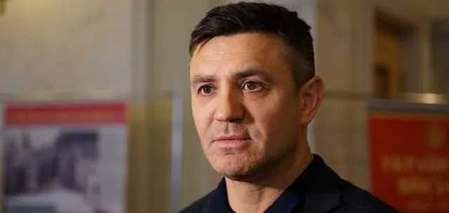 "Коля, бл*дь, где ты был?" Арахамия обматерил Тищенко в Раде