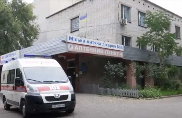 В Днепре после 12-минутной остановки сердца спасли 3-летнего ребенка с COVID-19