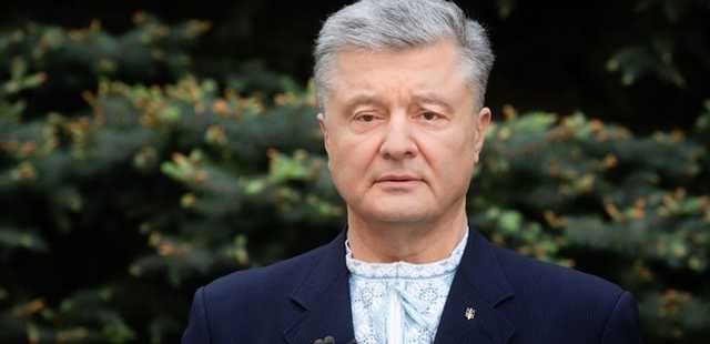 Порошенко пришел в Раду в пиджаке за 80 тысяч