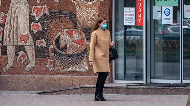Украинцев не будут штрафовать за отказ носить маску на улице - Малюська