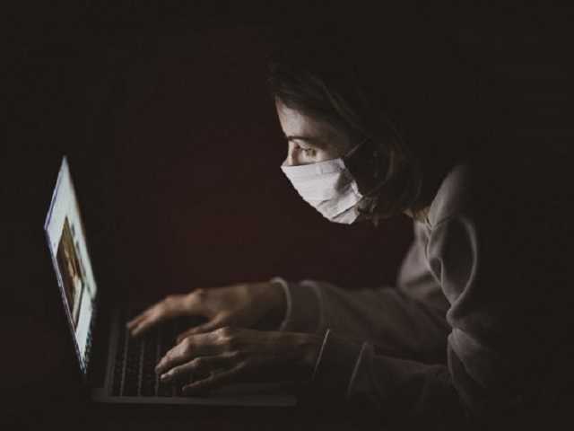 Украинцев научили прекращать самоизоляцию без теста