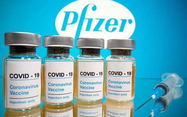 ЄС купить 300 млн доз вакцини Pfizer