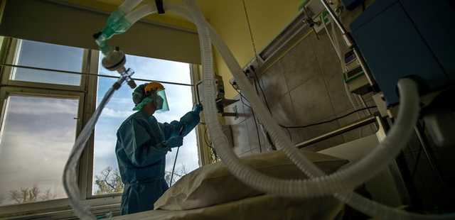 Богомолец призвала ввести локдаун в Украине: не осталось ни сил, ни коек