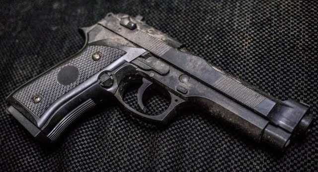 У Авакова хотят референдума по свободному доступу к оружию в Украине