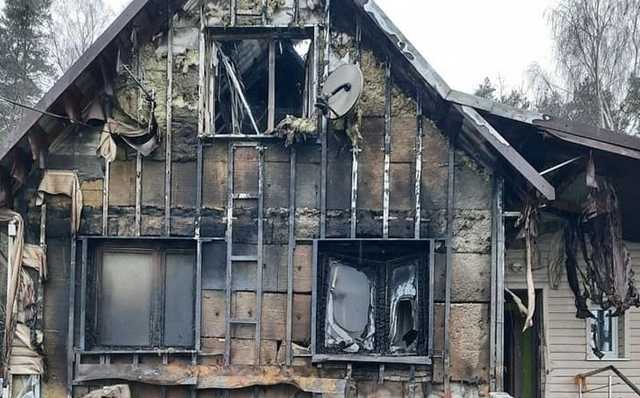 В Беларуси сожгли дачу академика, поддержавшего протесты - оставили записку и окровавленную куклу