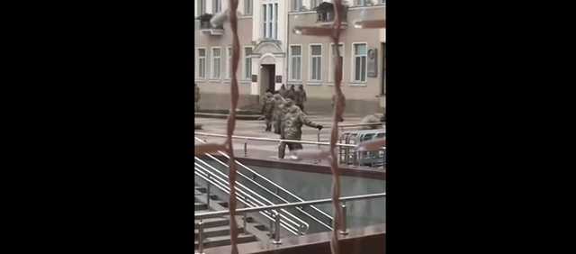 В Минск накануне акции протеста сгоняют спецтехнику и силовиков