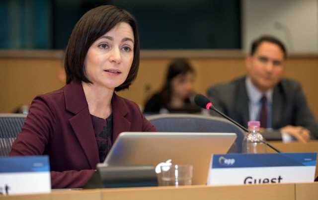 На выборах президента Молдовы победила Санду