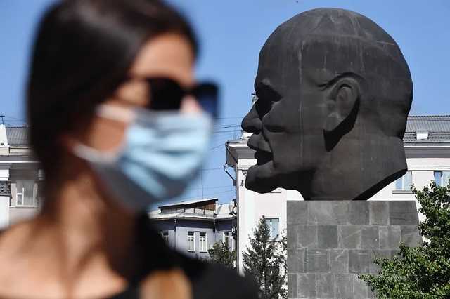 Коллапс стартовал официально. В России первый регион ввел локдаун