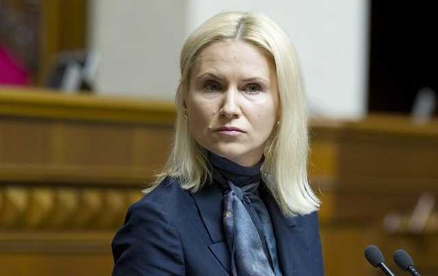 Верховную Раду впервые временно возглавила женщина