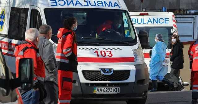 Степанов спрогнозировал 30 тысяч больных COVID-19 за сутки в случае отмены карантина