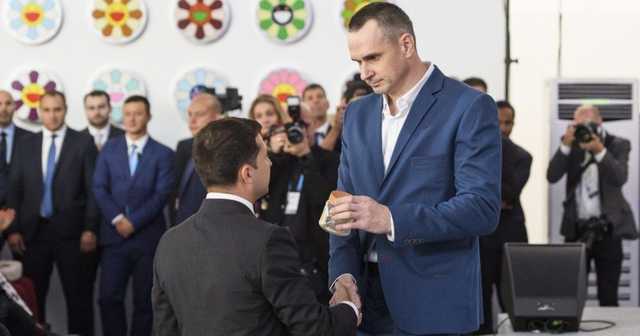 Сенцов намекнул, что Зеленский неадекватный политический лидер