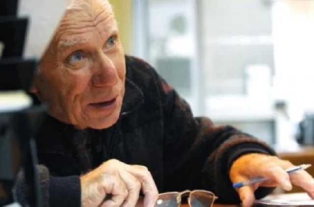 Пенсионеров, получающих пенсии на карточки, ждет неприятный сюрприз