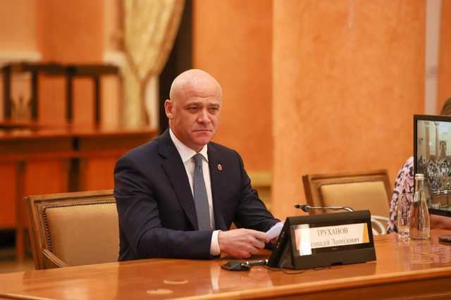 На выборах мэра Одессы официально победил Труханов