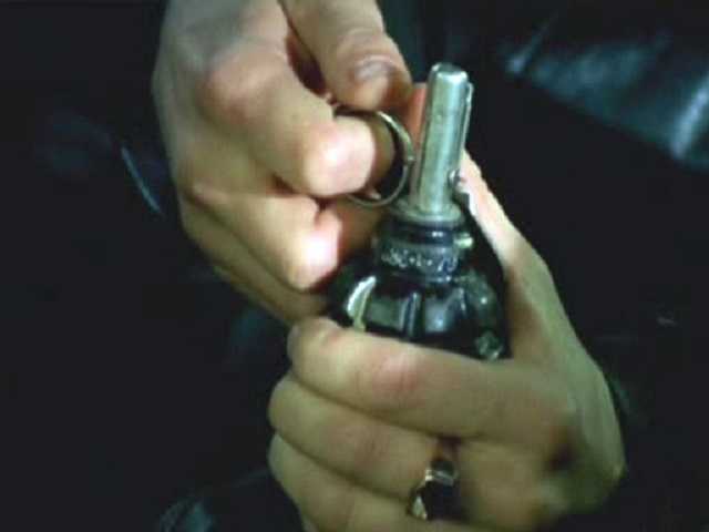 Под Житомиром ветеран АТО угрожал сожительнице гранатой