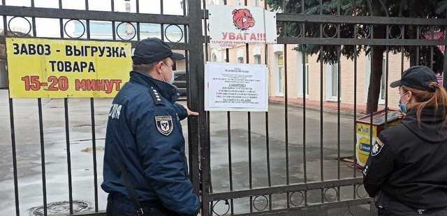 Мер Чернігова Атрошенко назвав карантин вихідного дня «ідіотським» і закликав його не виконувати