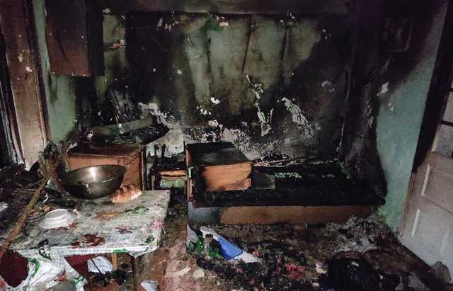 На Буковине женщина облила себя бензином и подожгла: в полиции назвали причину