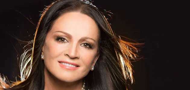 София Ротару едет выступать в Россию: у певицы проблемы с деньгами