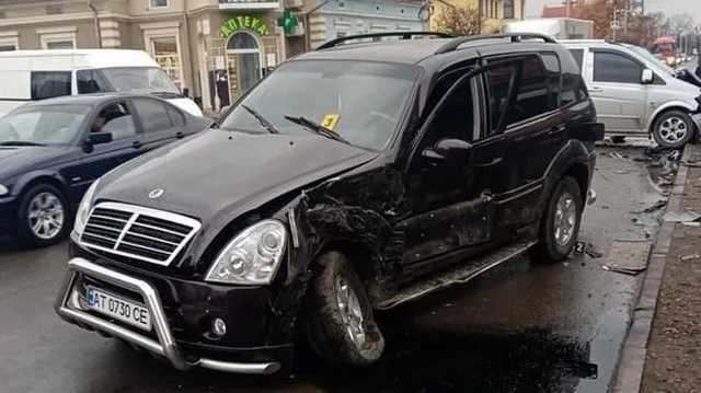 На Прикарпатье новоизбранный мэр попал в ДТП: пострадали четверо