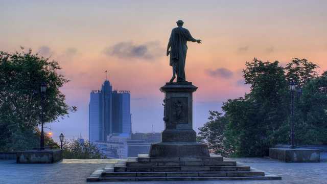 После окончания выборов власти в Одессе согласились на карантин выходного дня